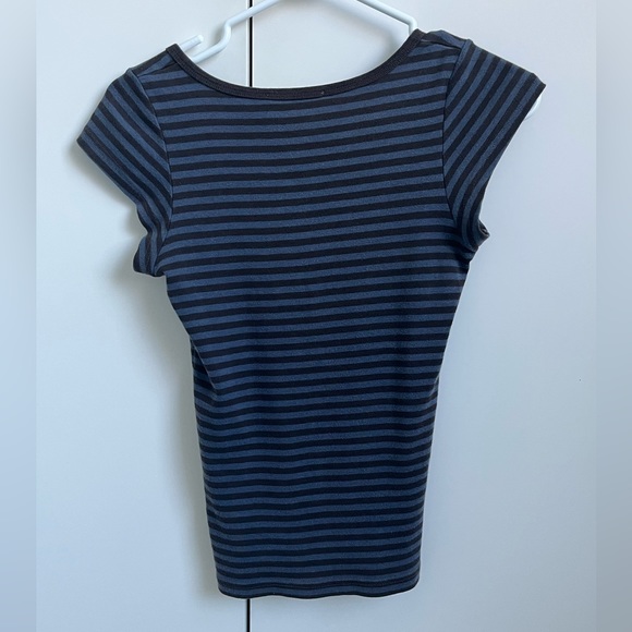 Brandy Melville Stripped Top - Picture 5 of 5